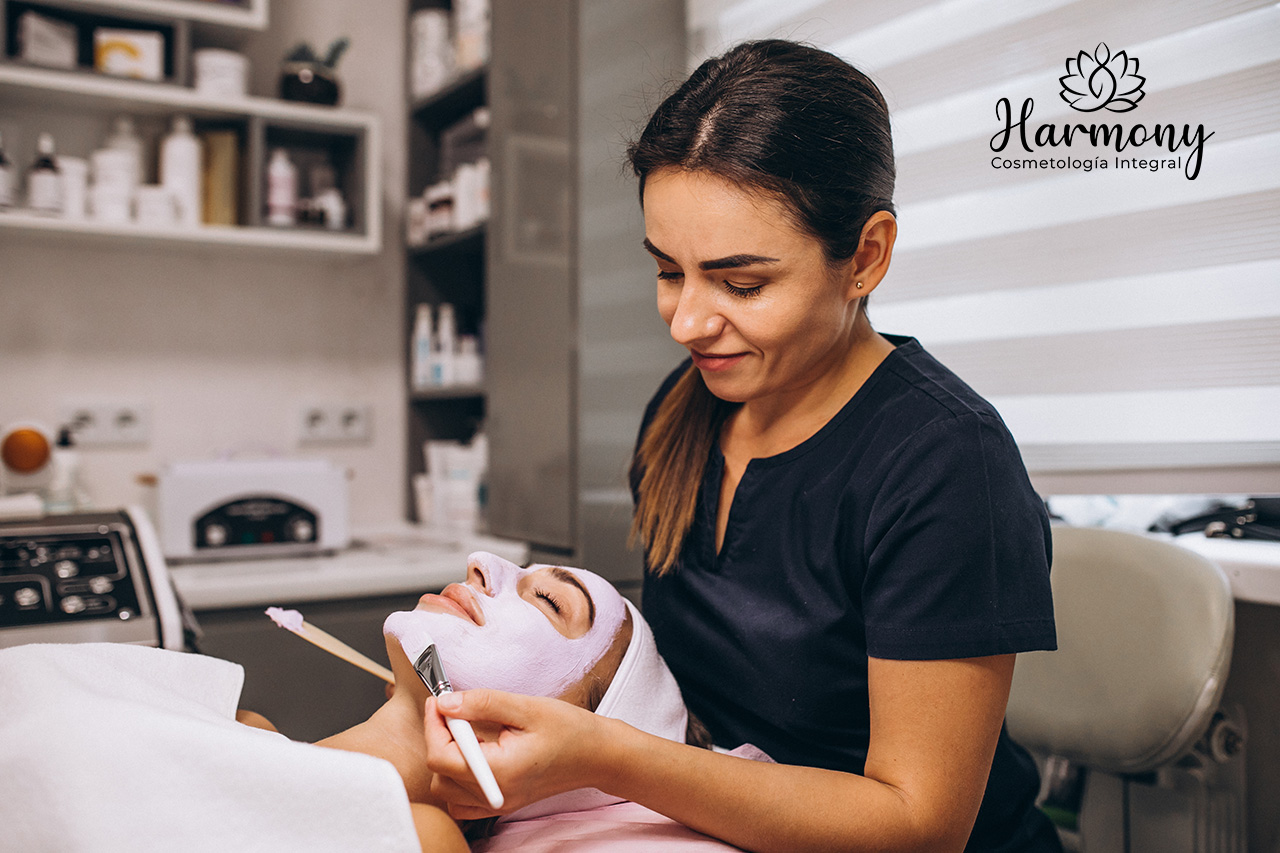 Cursos de especialización cosmetológica